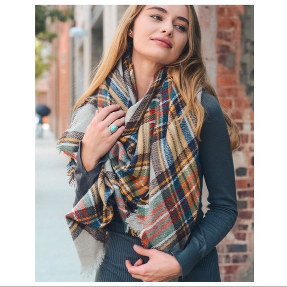 ✨LAST ONE✨Soft Plaid Blanket Scarf - Picture 4 of 8